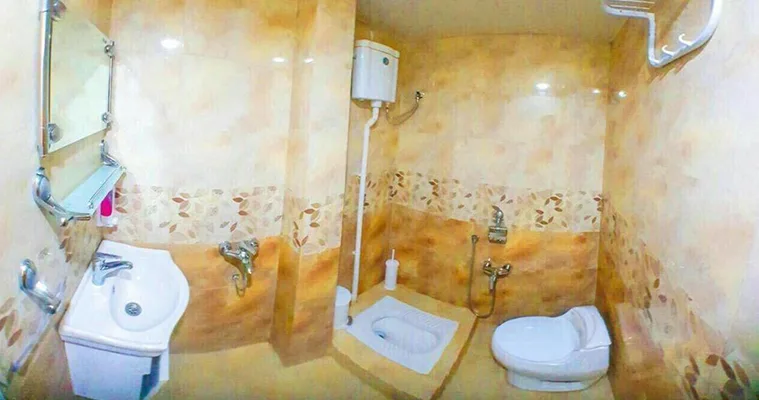 امکانات هتل شیک مشهد