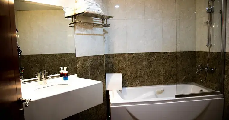 امکانات هتل ایران کیش