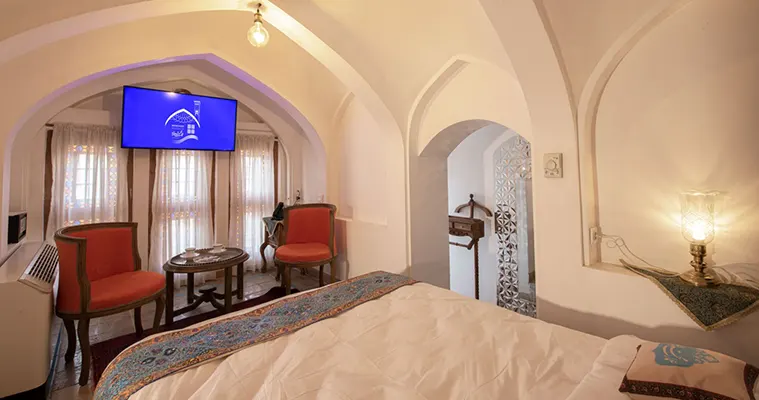 اتاق های بوتیک هتل عمارت محمودیه کاشان