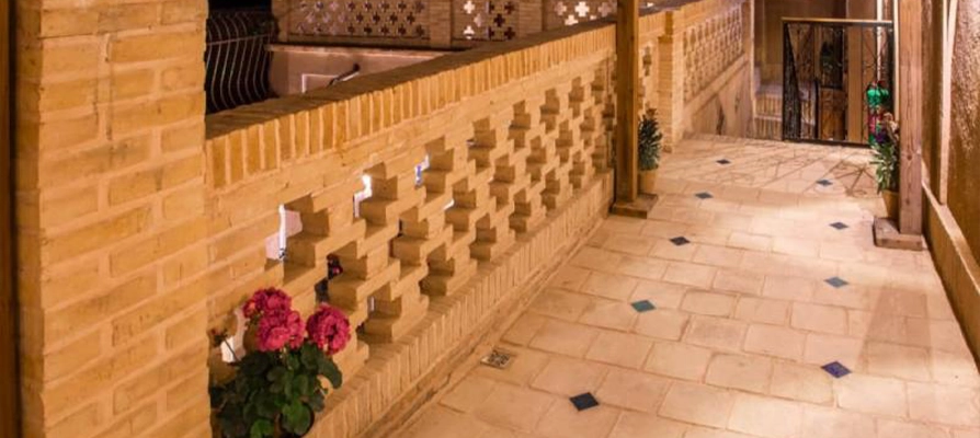 بوتیک هتل طاووسیه اصفهان