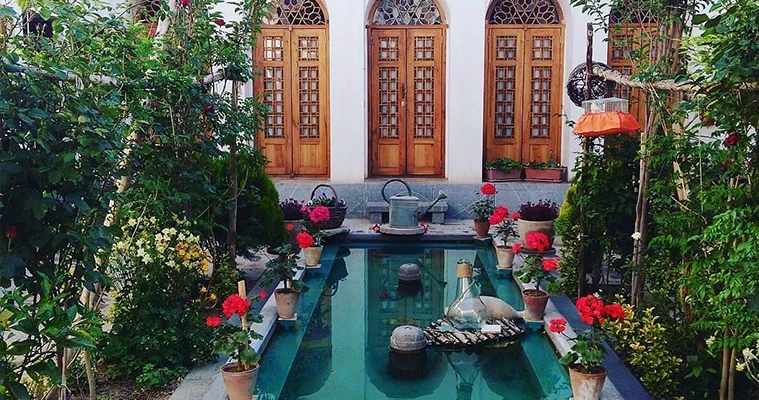 بوتیک هتل خانه کیانپور اصفهان