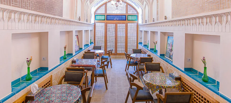 رستوران هتل سرپله کاشان