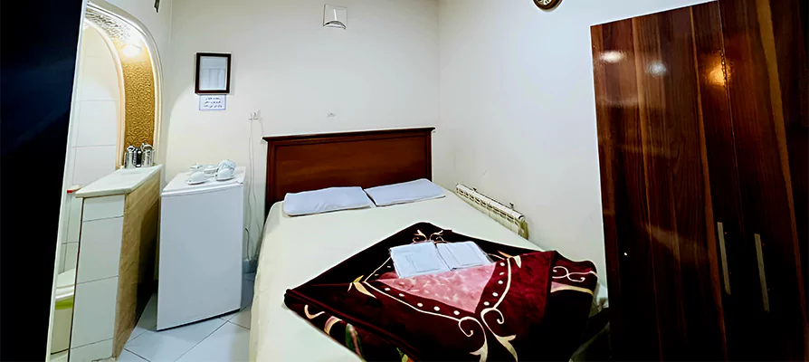اتاقی از مهمانپذیر حضرت جواد در مشهد